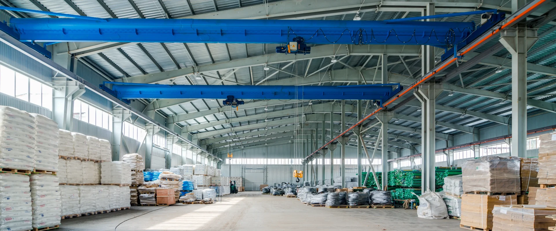 Built-to-suit industrial sheds vs. ready plots for industrial investment in Gujarat